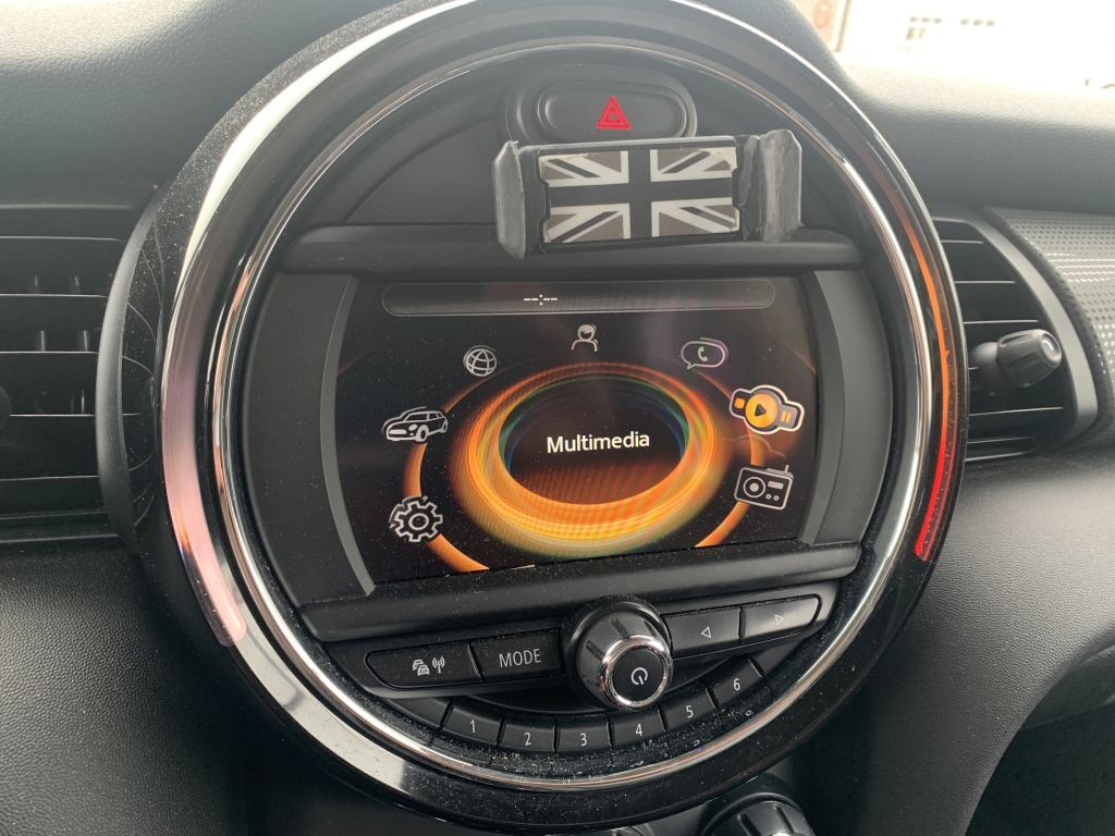 MINI COOPER 1.5 INY 136CV