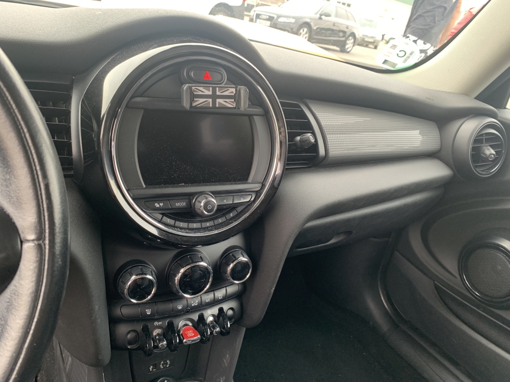 MINI COOPER 1.5 INY 136CV
