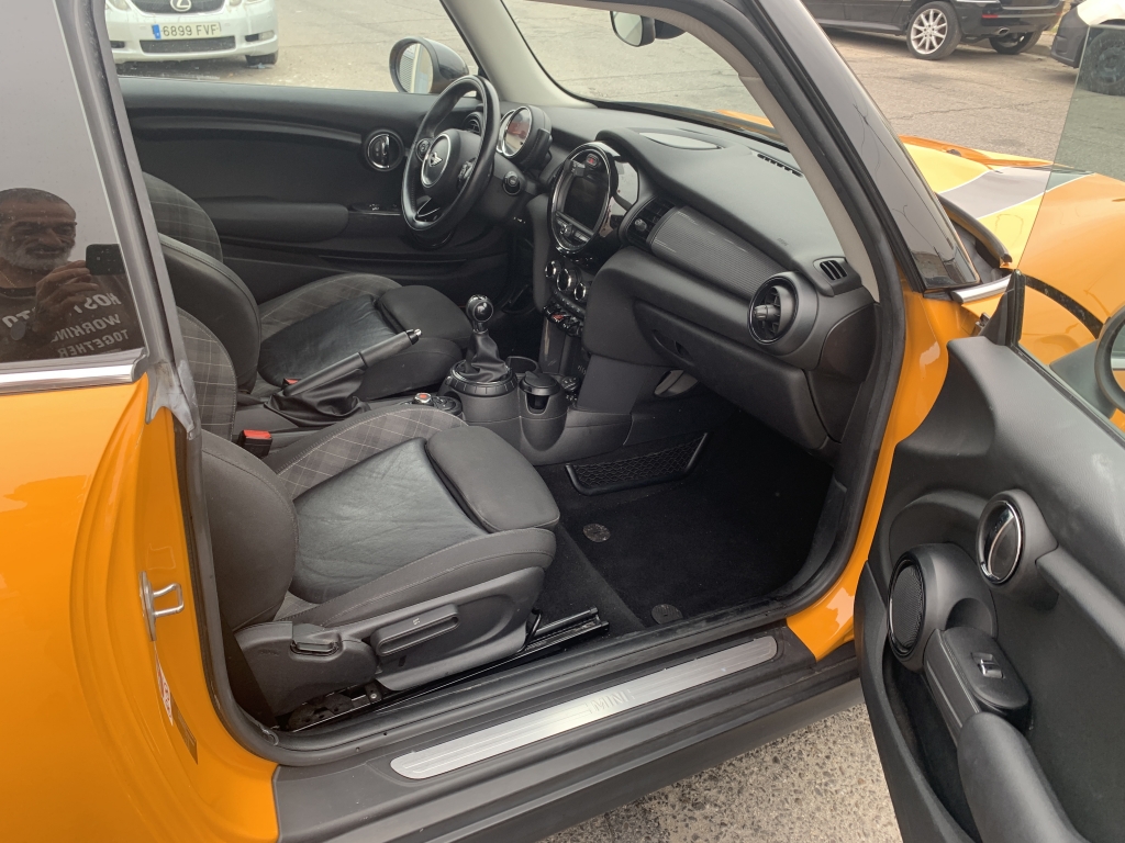 MINI COOPER 1.5 INY 136CV