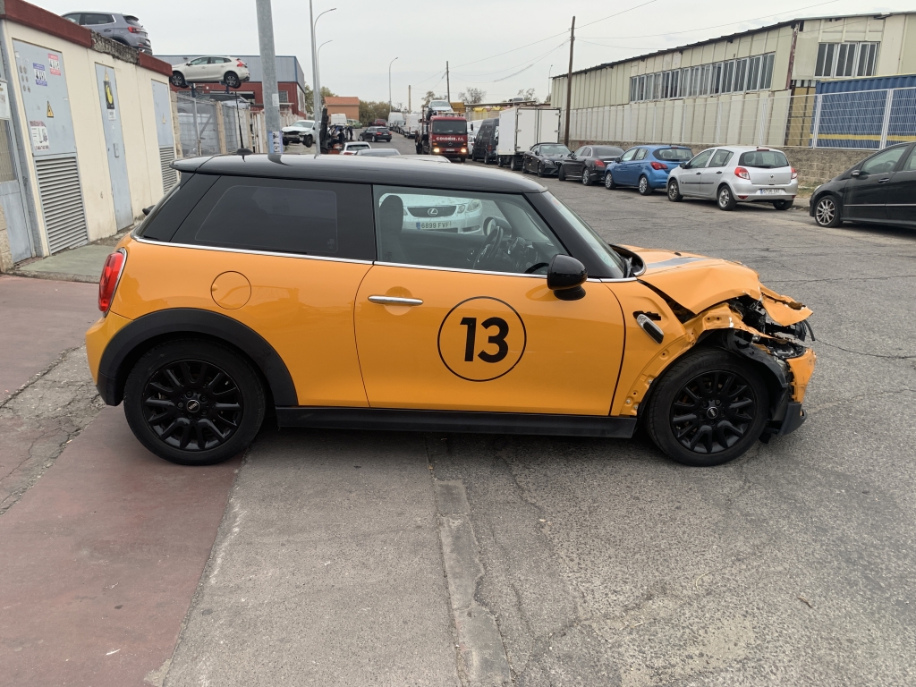 MINI COOPER 1.5 INY 136CV