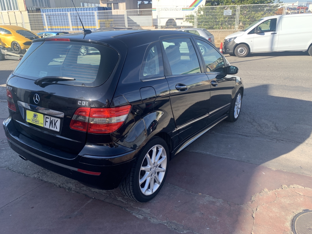 MERCEDES BENZ 2.0 CDI 110CV