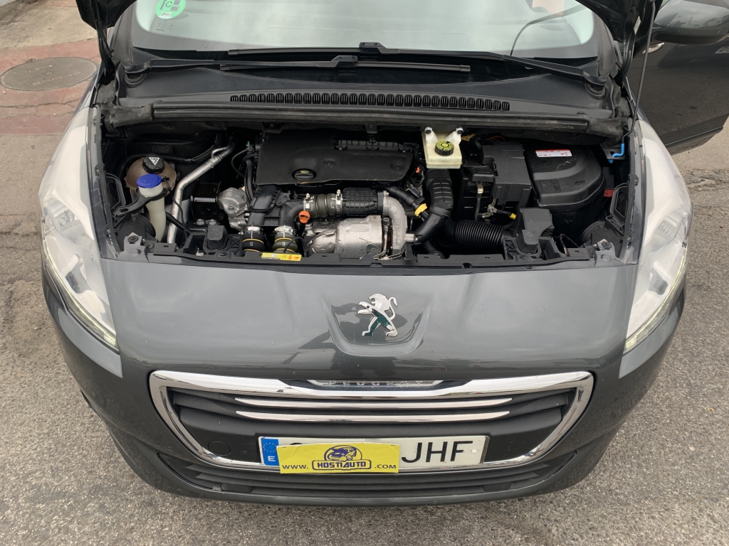 PEUGEOT 5008 1.6 HDI 120CV 7 PLAZAS AUT