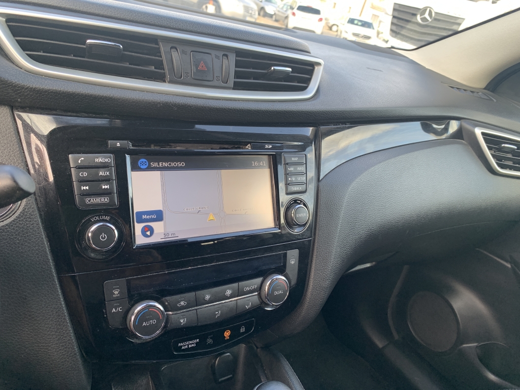 NISSAN QASHQAI 1.2 INY 115CV AUTOMATICO