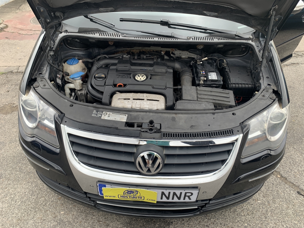VOLKSWAGEN TOURAN 1.4 TFSI 140CV 7 PLAZAS AUT