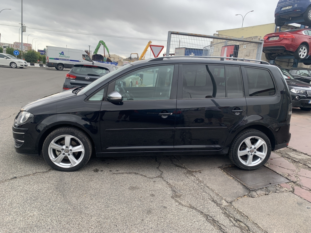 VOLKSWAGEN TOURAN 1.4 TFSI 140CV 7 PLAZAS AUT VOLKSWAGEN TOURAN 1.4 TFSI 140CV 7 PLAZAS AUT