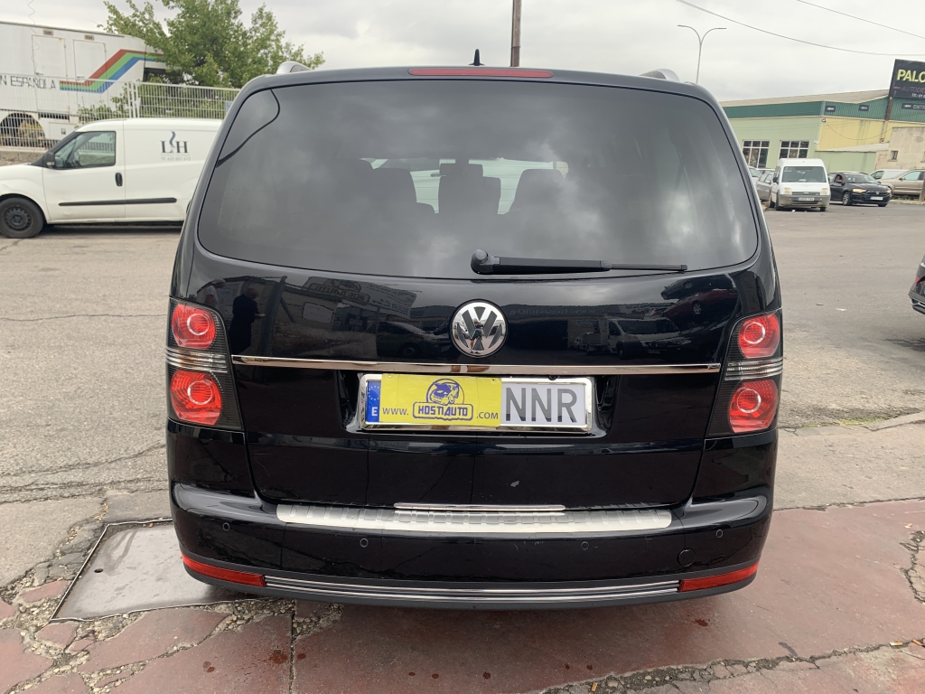 VOLKSWAGEN TOURAN 1.4 TFSI 140CV 7 PLAZAS AUT VOLKSWAGEN TOURAN 1.4 TFSI 140CV 7 PLAZAS AUT