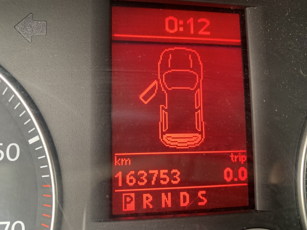 VOLKSWAGEN TOURAN 1.4 TFSI 140CV 7 PLAZAS AUT VOLKSWAGEN TOURAN 1.4 TFSI 140CV 7 PLAZAS AUT