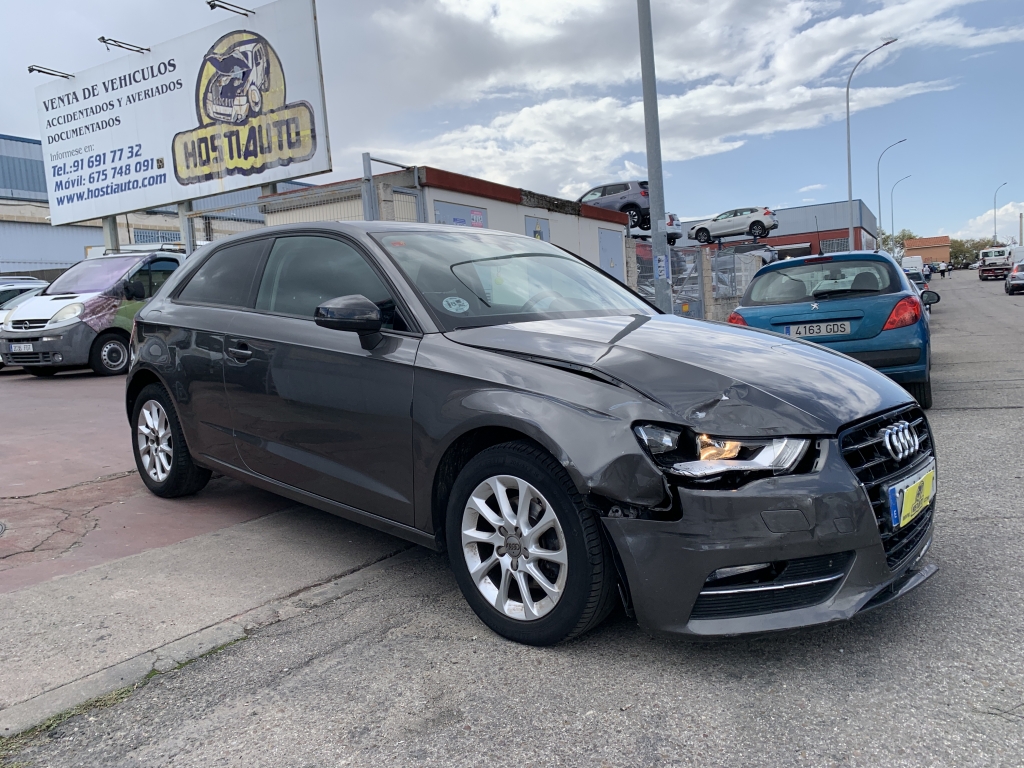 AUDI A-3 1.6 TDI 105CV