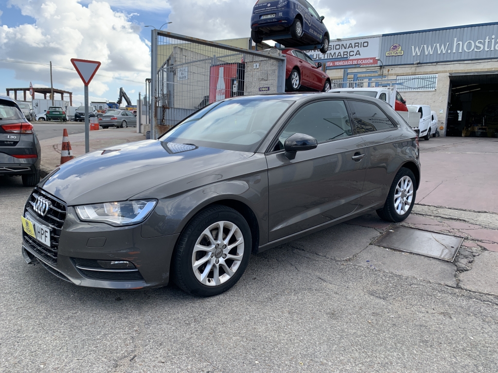 AUDI A-3 1.6 TDI 105CV AUDI A-3 1.6 TDI 105CV