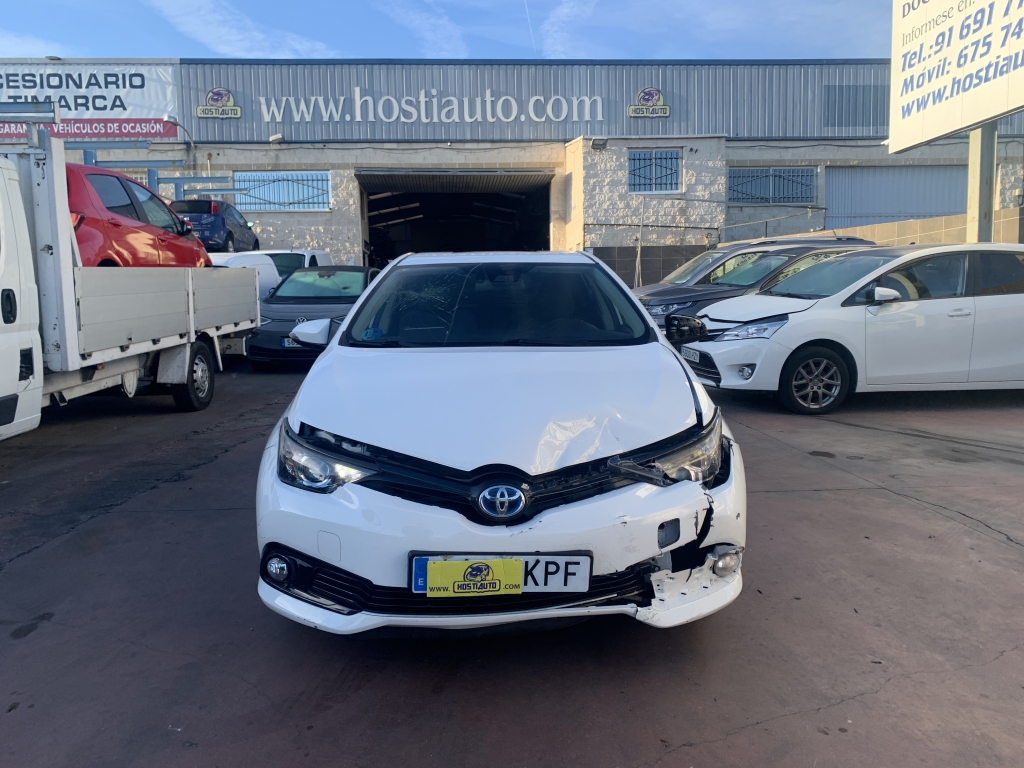 TOYOTA AURIS 1.8 HIBRIDO 135CV