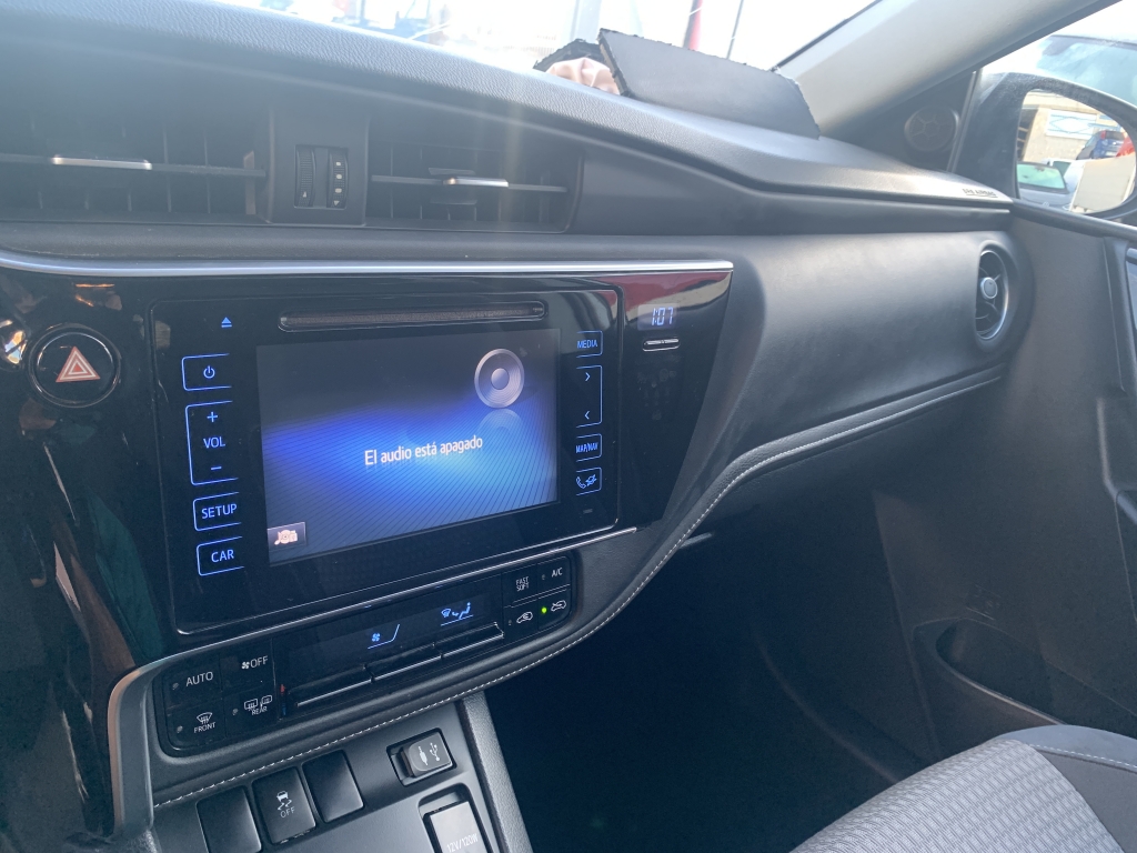 TOYOTA AURIS 1.8 HIBRIDO 135CV