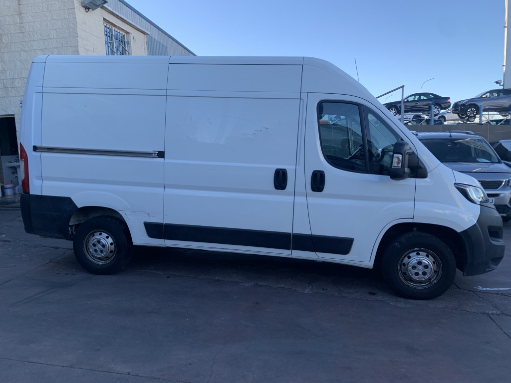 PEUGEOT BOXER 2.2 HDI 140CV PEUGEOT BOXER 2.2 HDI 140CV