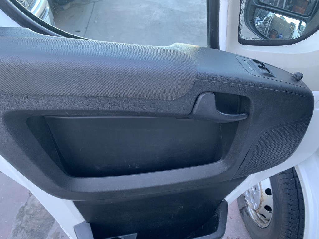 PEUGEOT BOXER 2.2 HDI 140CV PEUGEOT BOXER 2.2 HDI 140CV