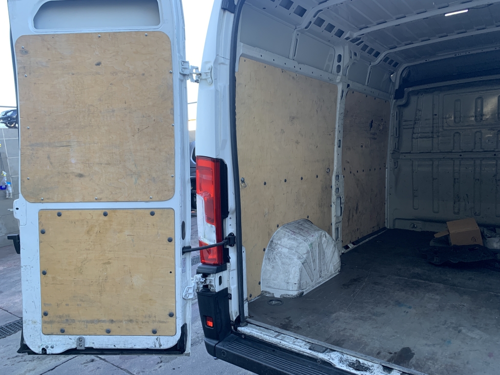 PEUGEOT BOXER 2.2 HDI 140CV PEUGEOT BOXER 2.2 HDI 140CV