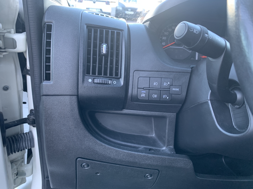 PEUGEOT BOXER 2.2 HDI 140CV PEUGEOT BOXER 2.2 HDI 140CV