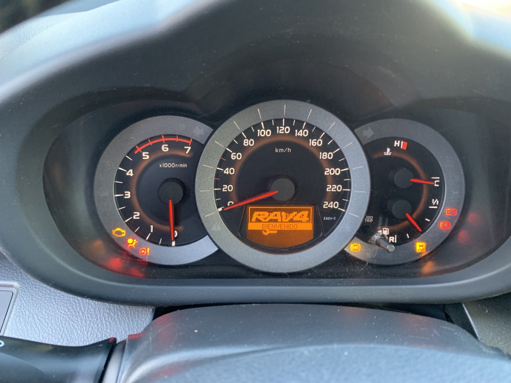 TOYOTA RAV-4 2.2 D4D 150CV TOYOTA RAV-4 2.2 D4D 150CV