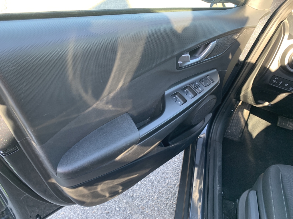 HYUNDAI KONA 1.6 HIBRIDO 141CV