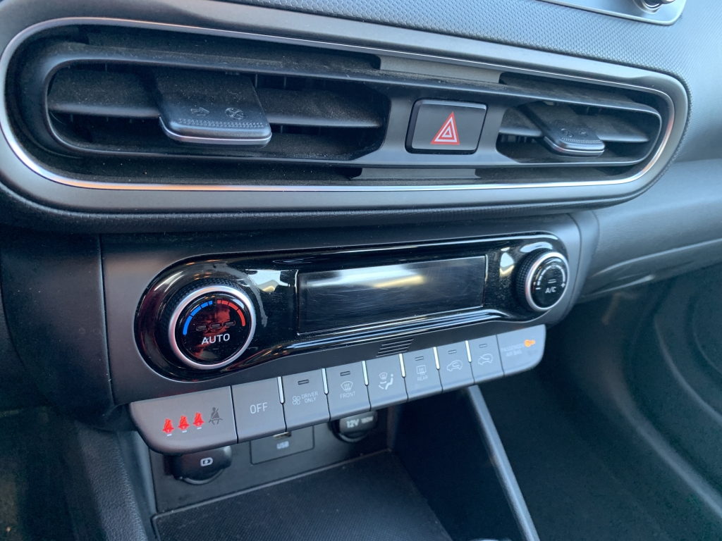 HYUNDAI KONA 1.6 HIBRIDO 141CV