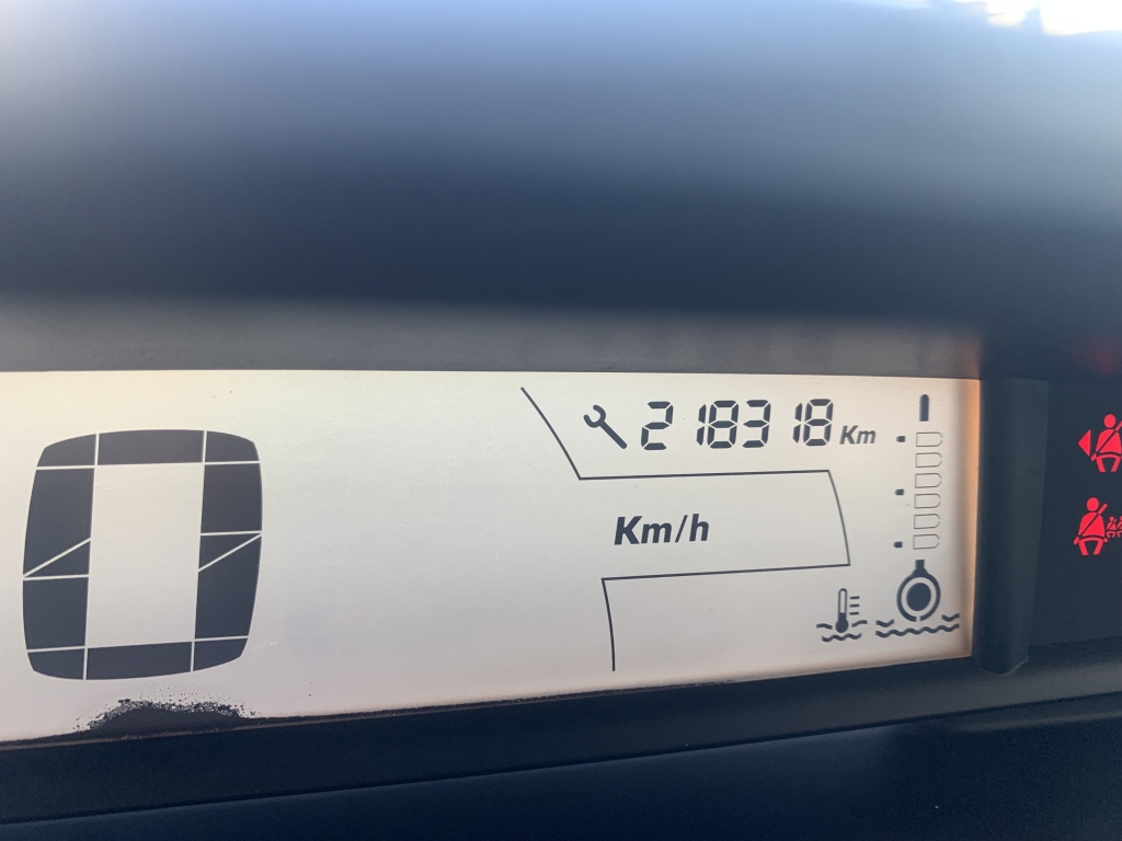 CITROEN C-4 1.6 HDI 110CV CITROEN C-4 1.6 HDI 110CV