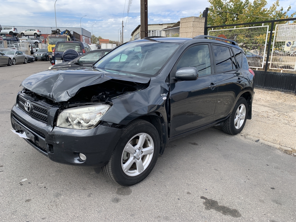 TOYOTA RAV4 2.2 D4D 136CV 4X4