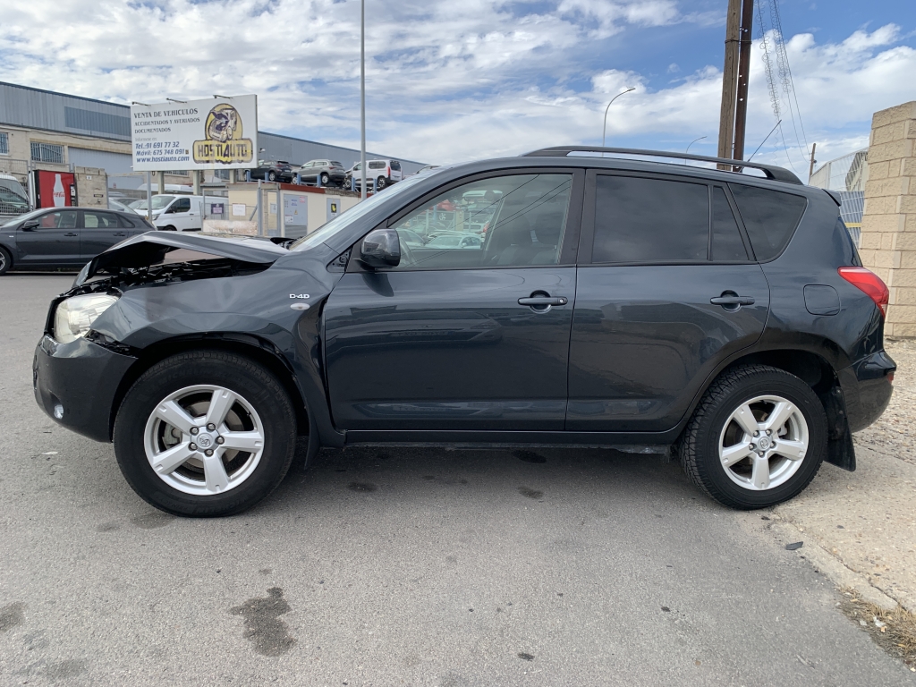 TOYOTA RAV4 2.2 D4D 136CV 4X4