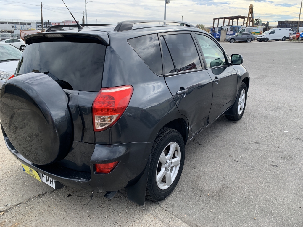 TOYOTA RAV4 2.2 D4D 136CV 4X4