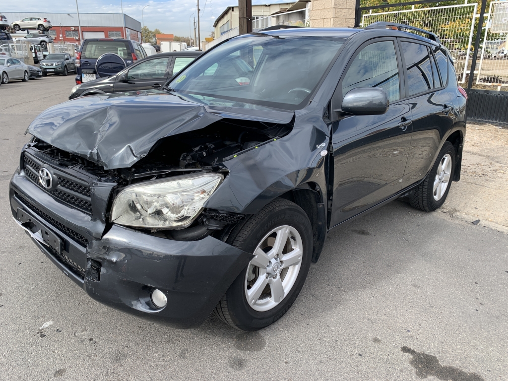 TOYOTA RAV4 2.2 D4D 136CV 4X4