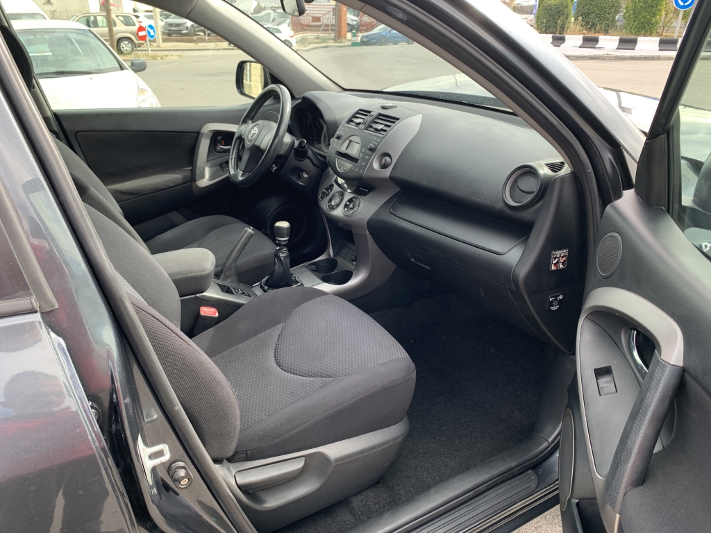 TOYOTA RAV4 2.2 D4D 136CV 4X4