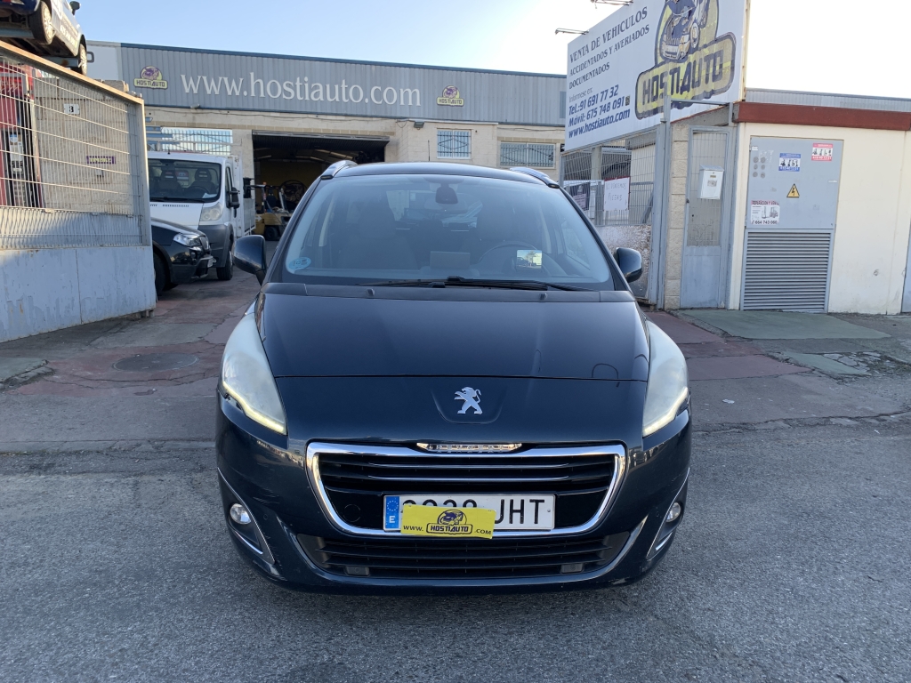 PEUGEOT 5008 1.6 HDI 120CV 7 PLAZAS 
