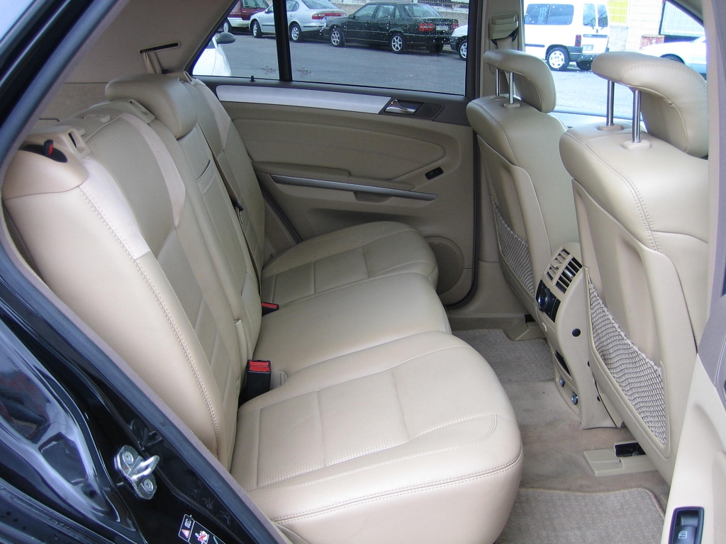 VISTA INTERIOR TRASERO 2 MERCEDES BENZ ML 63 AMG 6.3 I 510CV