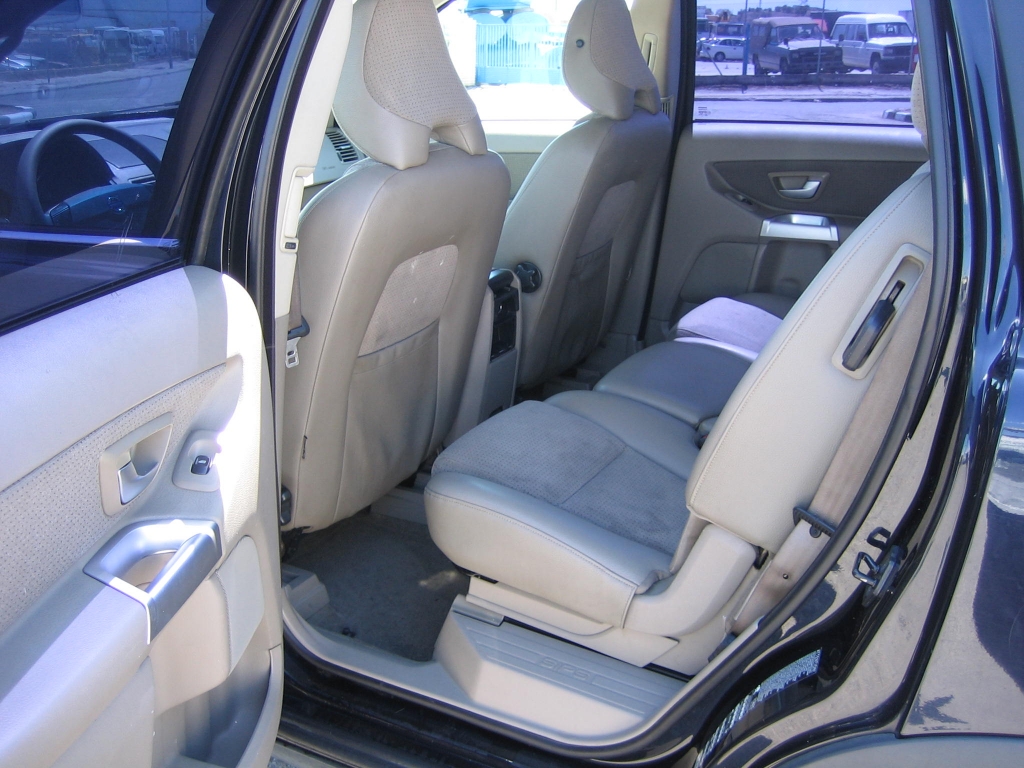 VISTA INTERIOR TRASERO VOLVO XC 90 2.4 163CV AUTOMATICO