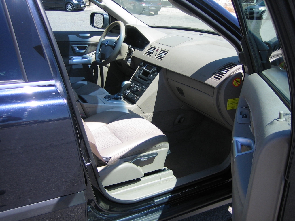 VISTA INTERIOR DERECHO VOLVO XC 90 2.4 163CV AUTOMATICO