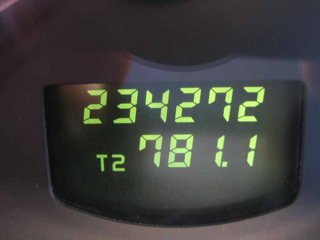 VISTA KM VOLVO XC 90 2.4 163CV AUTOMATICO