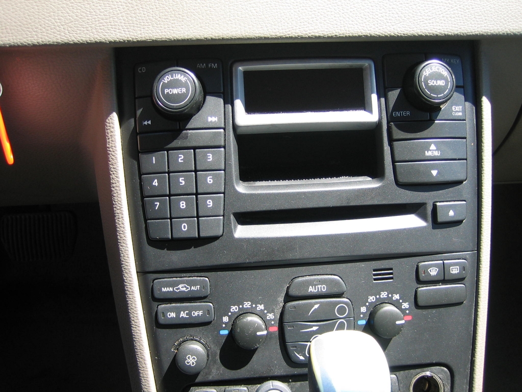 VISTA CD VOLVO XC 90 2.4 163CV AUTOMATICO