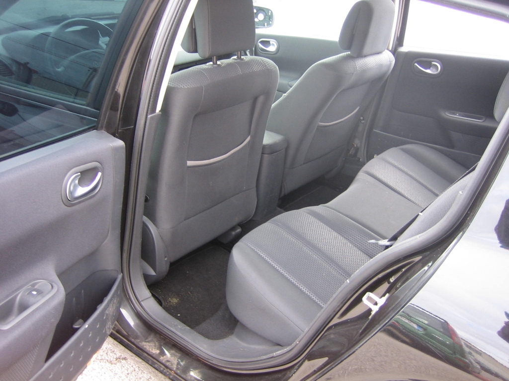 VISTA INTERIOR TRASERO RENAULT MEGANE 1.9 DCI 120CV
