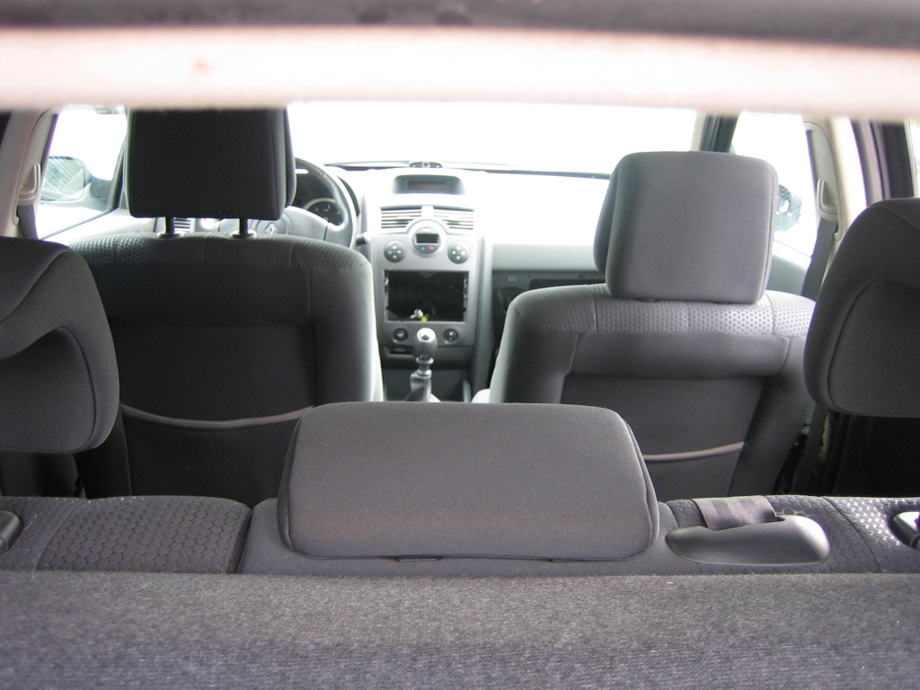VISTA INTERIOR RENAULT MEGANE 1.9 DCI 120CV