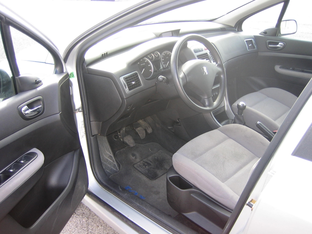 VISTA INTERIOR IZQUIERDO PEUGEOT 307 2.0 HDI 90CV XR