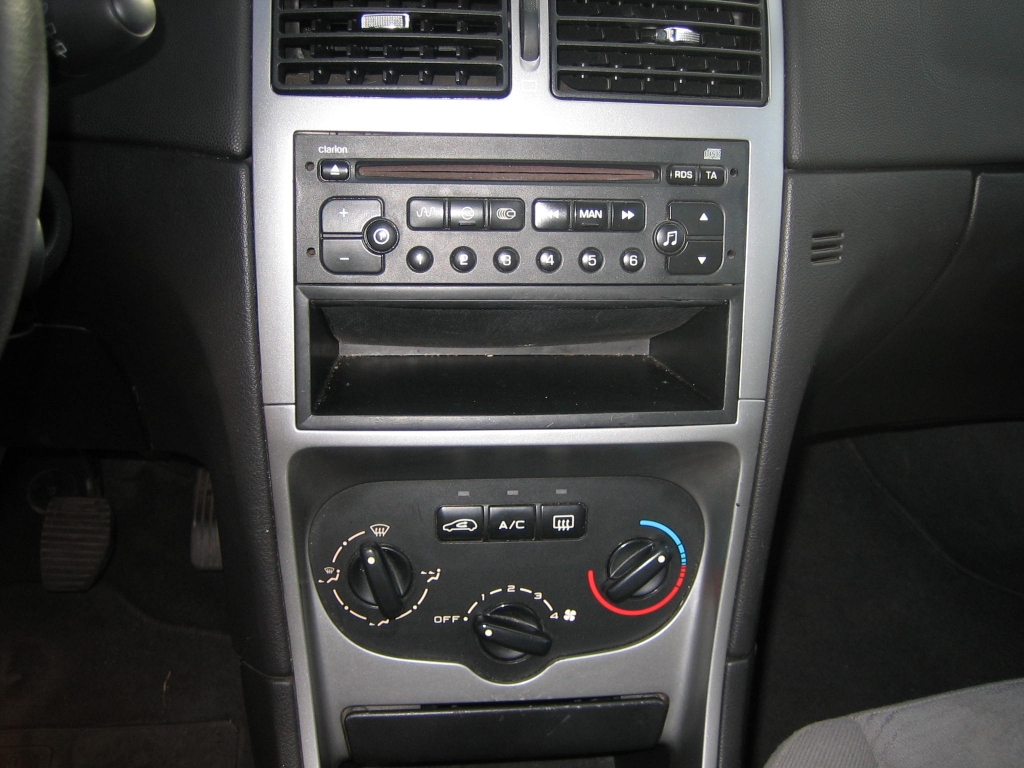 VISTA CD Y A/C PEUGEOT 307 2.0 HDI 90CV XR