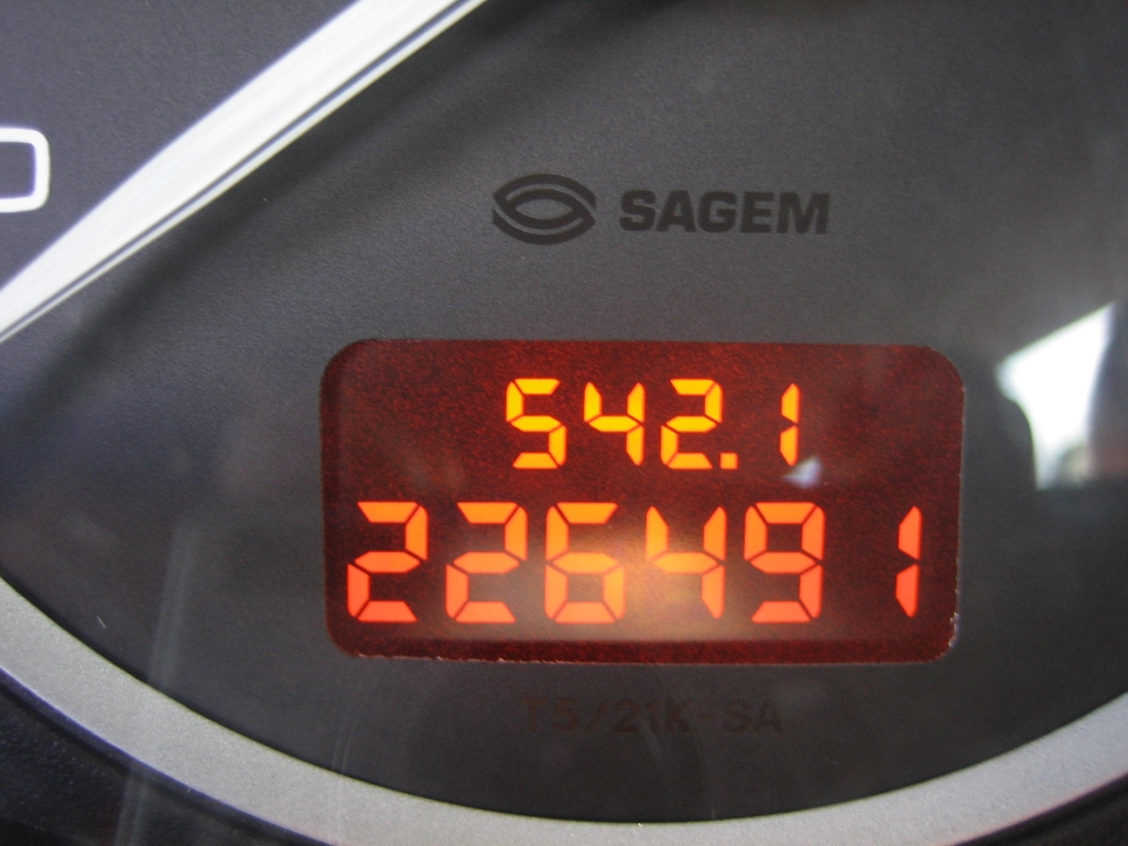 VISTA KM PEUGEOT 307 2.0 HDI 90CV XR