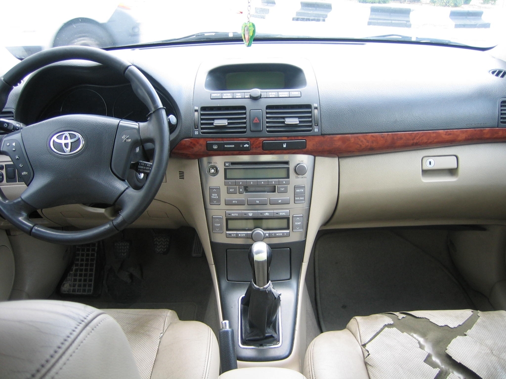 VISTA SALPICADERO TOYOTA AVENSIS 2.0 D4D 115CV