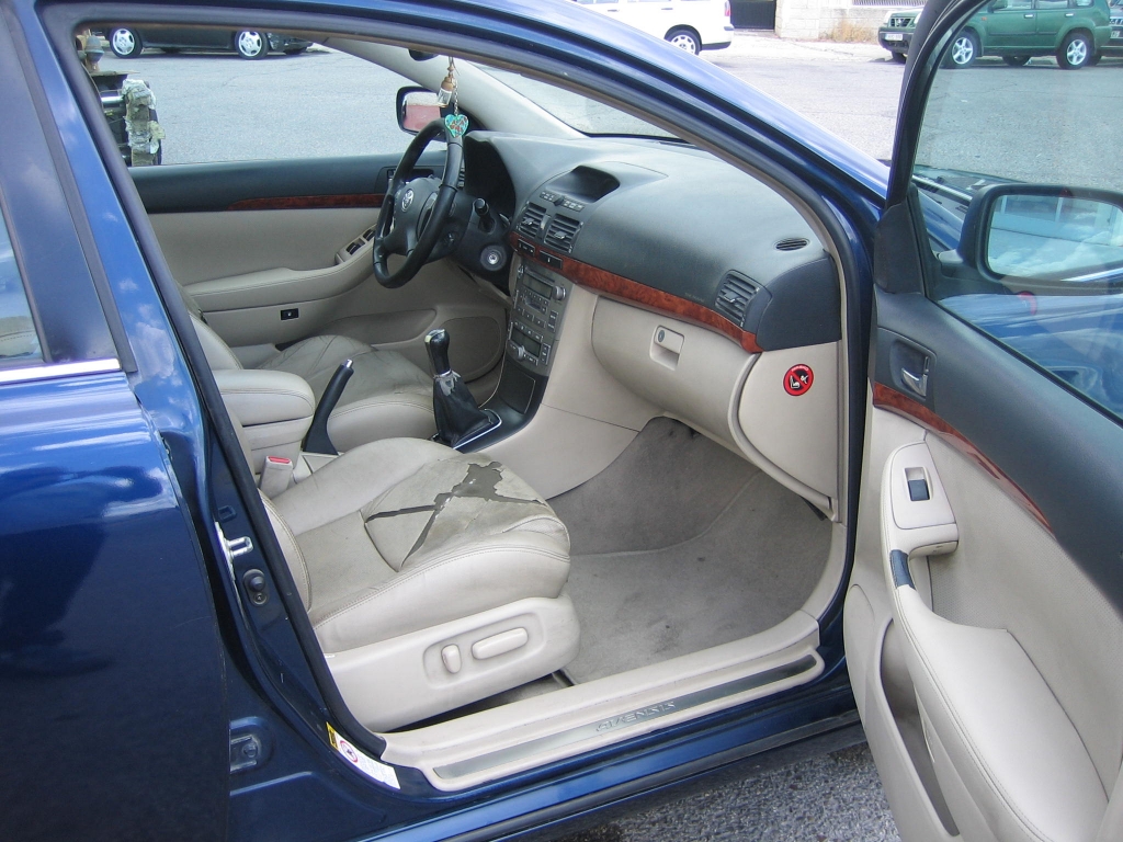 VISTA INTERIOR DERECHO TOYOTA AVENSIS 2.0 D4D 115CV