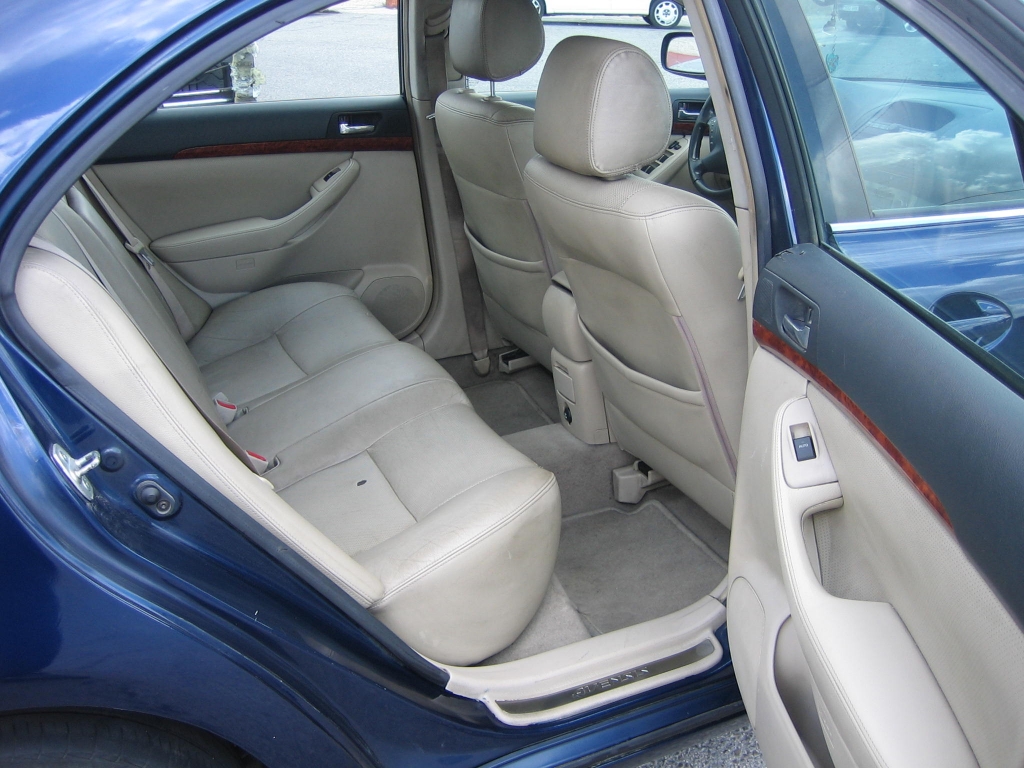 VISTA INTERIOR TRASERO 2 TOYOTA AVENSIS 2.0 D4D 115CV