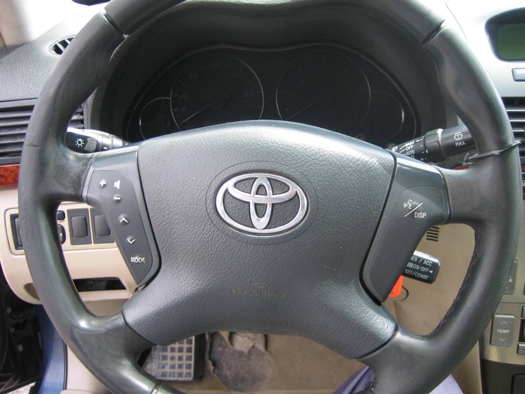 VISTA VOLANTE MULTI TOYOTA AVENSIS 2.0 D4D 115CV