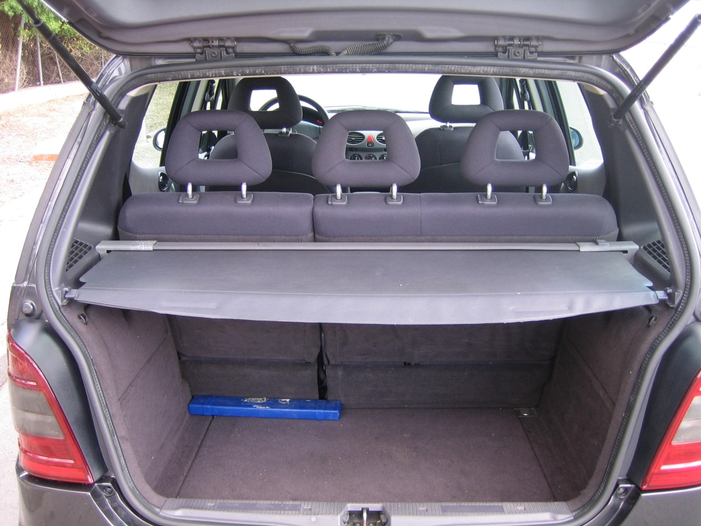 VISTA INTERIOR MERCEDES BENZ CLASE A 170 CDI 90CV