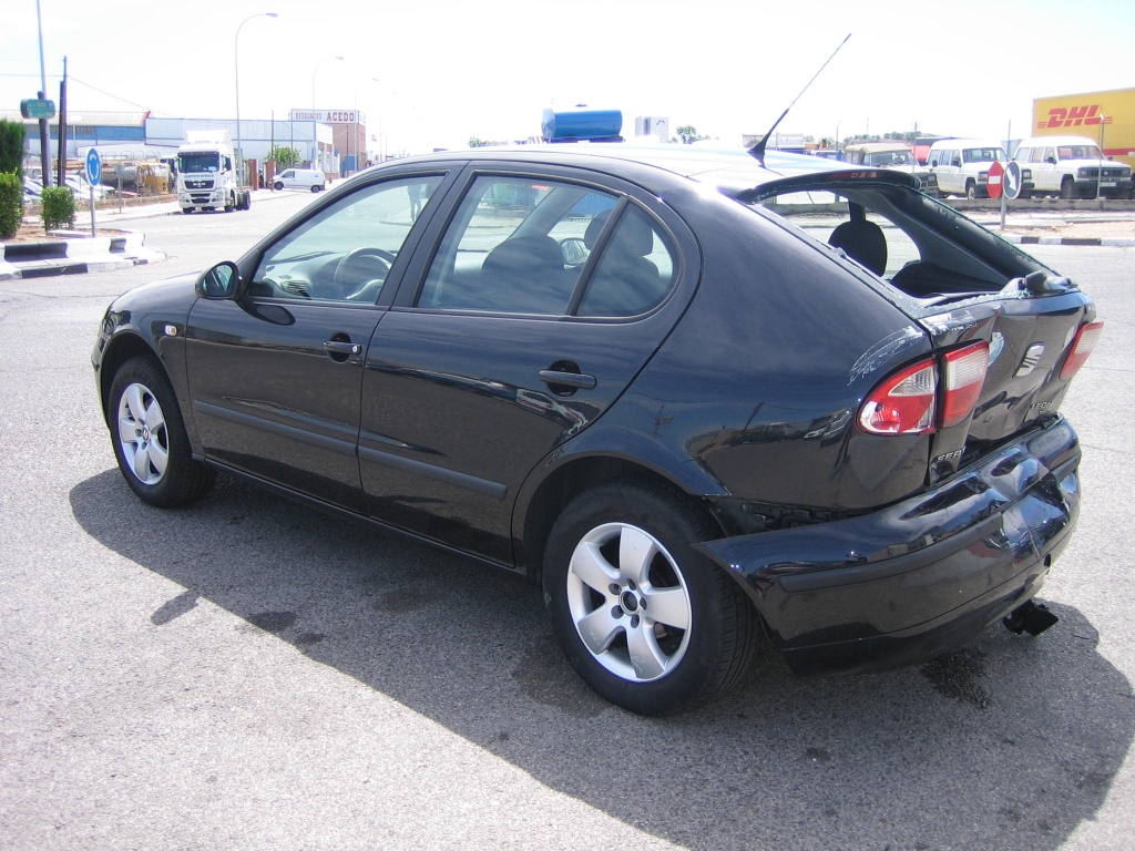 VISTA TRASERA IZQUIERDA SEAT LEON 1.9 TDI 90CV