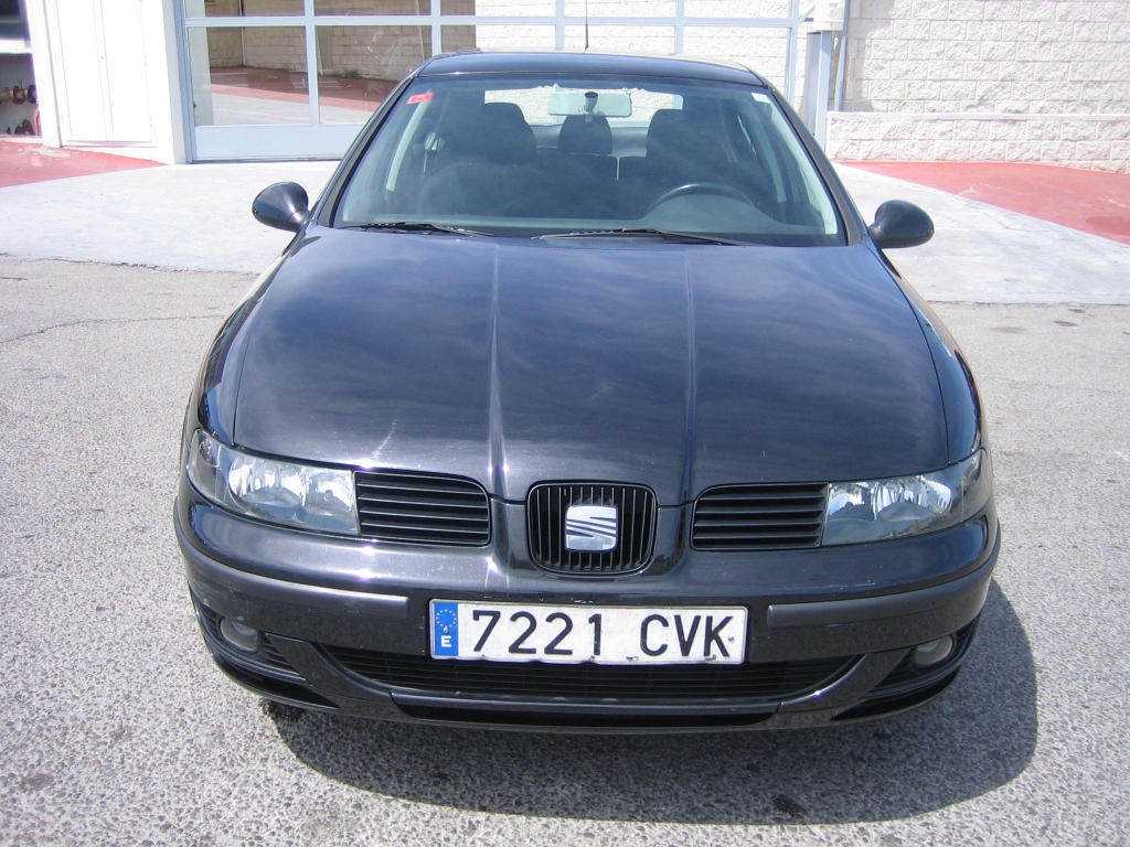 VISTA DELANTERA SEAT LEON 1.9 TDI 90CV