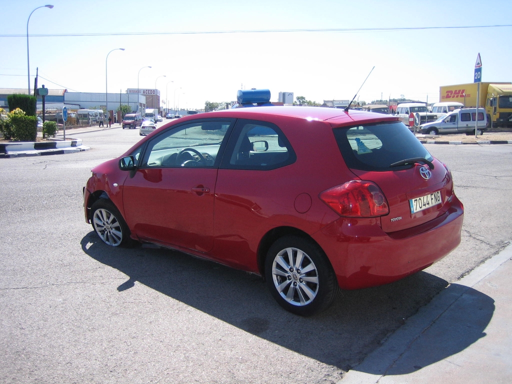 VISTA TRASERA IZQUIERDA TOYOTA AURIS 2.0 D4D 125CV