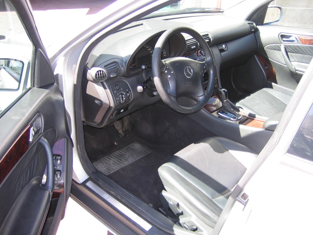 VISTA INTERIOR IZQUIERDO MERCEDES BENZ C-220 CDI 143CV AUTOMATICO
