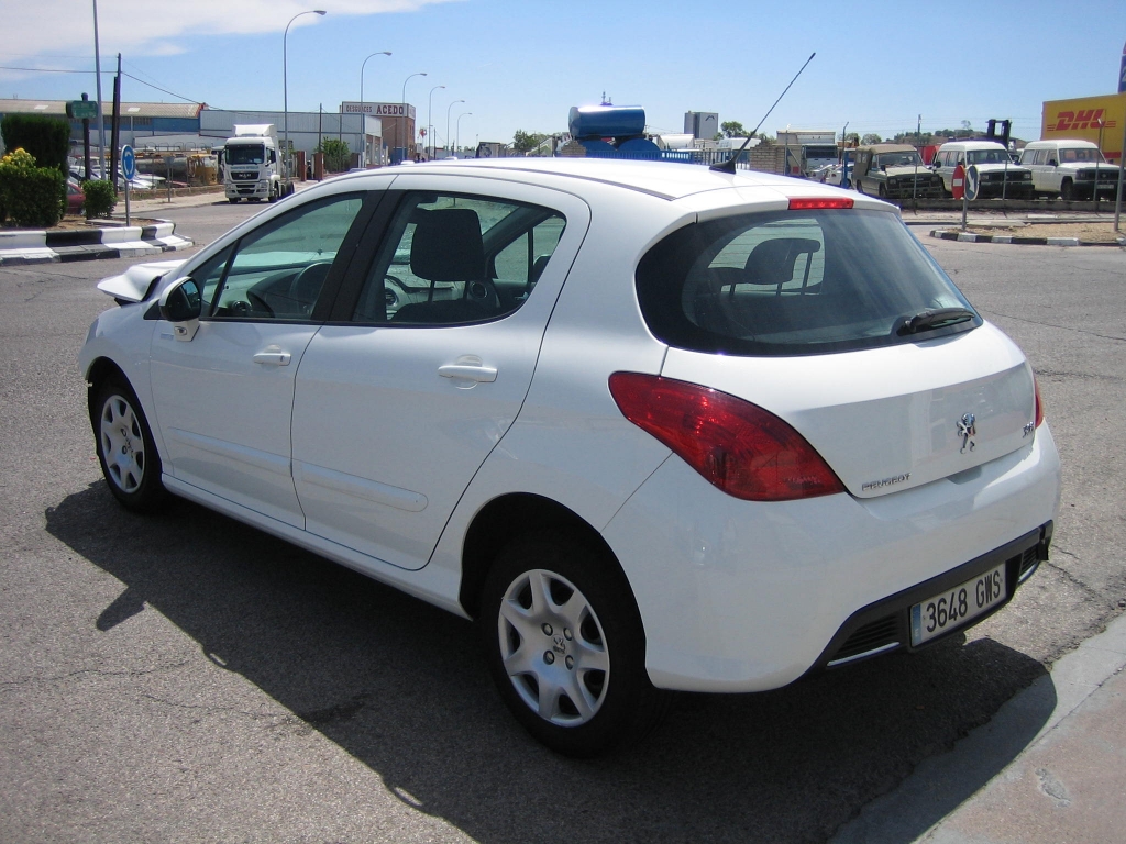 VISTA TRASERA IZQUIERDA PEUGEOT 308 1.6 HDI 90CV