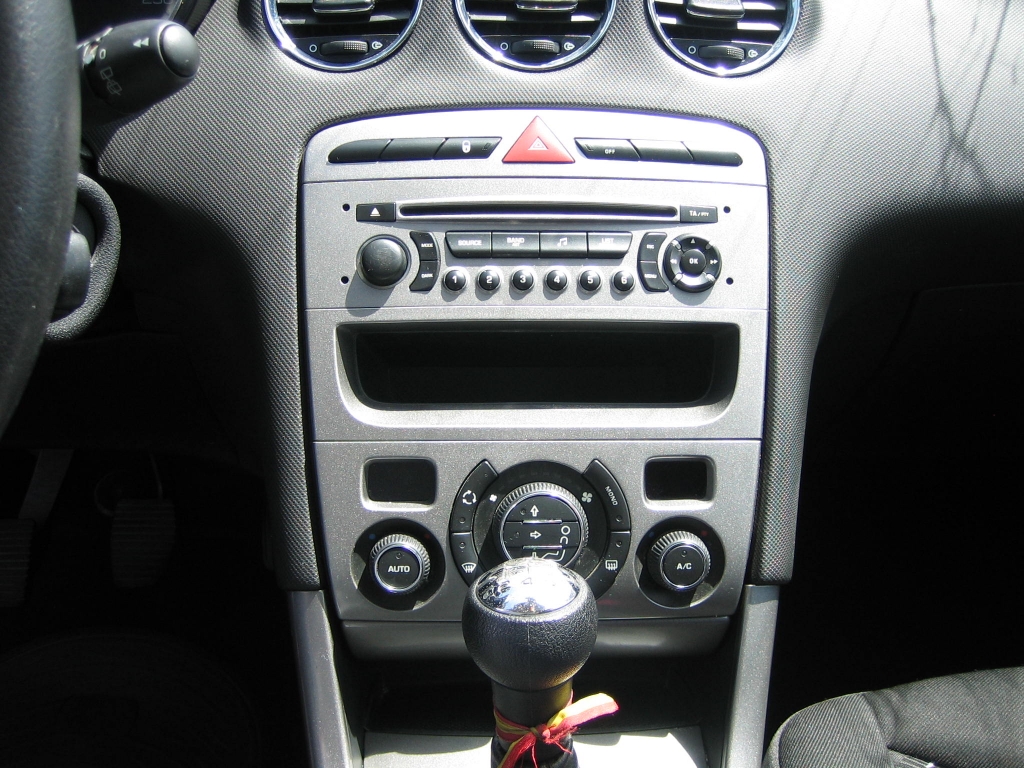 VISTA CD Y CLIMA PEUGEOT 308 1.6 HDI 90CV